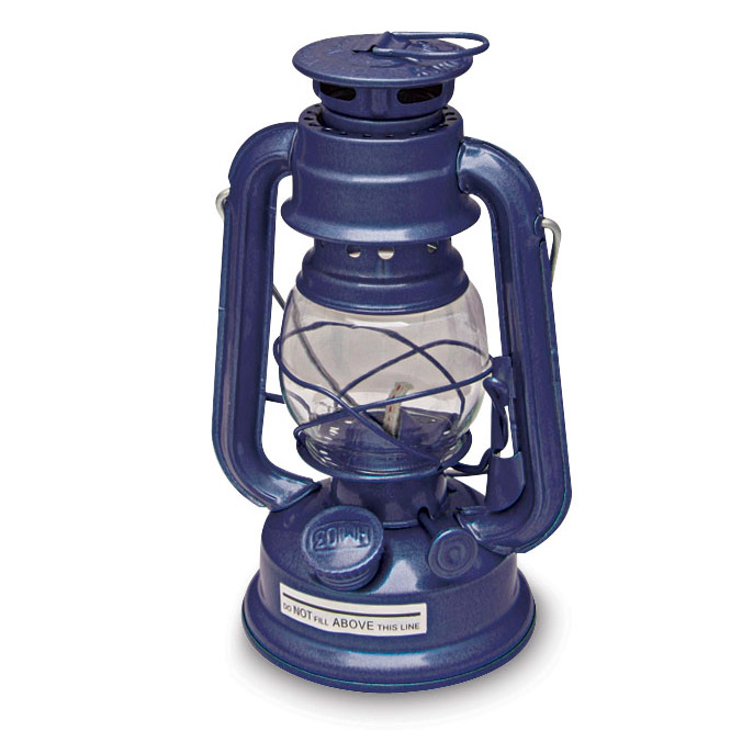Elemental Medium Kerosene Lantern